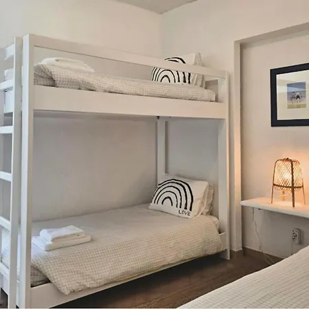 아파트 House On Island With A Dreamy Terrace And 7 Beds For The Perfect Escape *