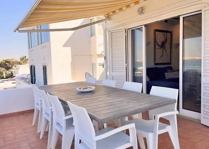 House On Island With A Dreamy Terrace And 7 Beds For The Perfect Escape Apartman Faro