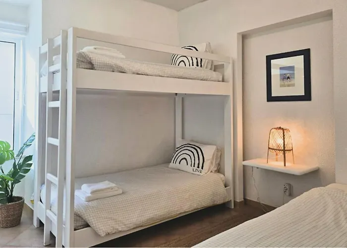 Apartman House On Island With A Dreamy Terrace And 7 Beds For The Perfect Escape *