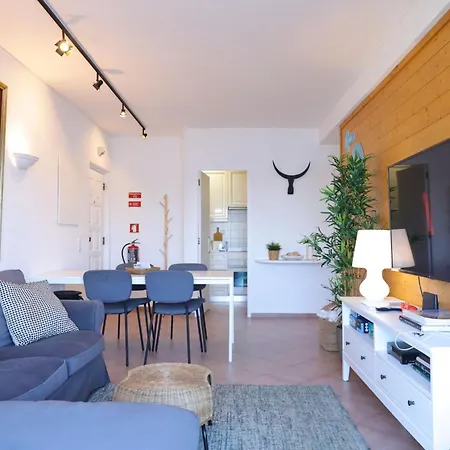 House On Island With A Dreamy Terrace And 7 Beds For The Perfect Escape * Faro