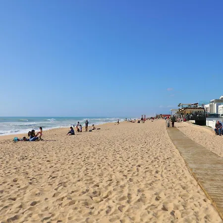 House On Island With A Dreamy Terrace And 7 Beds For The Perfect Escape * District de Faro