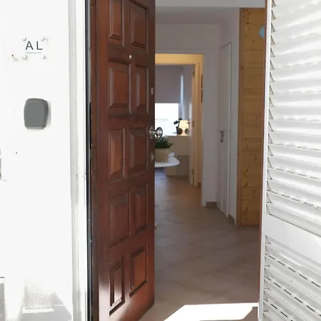 House On Island With A Dreamy Terrace And 7 Beds For The Perfect Escape Apartment *