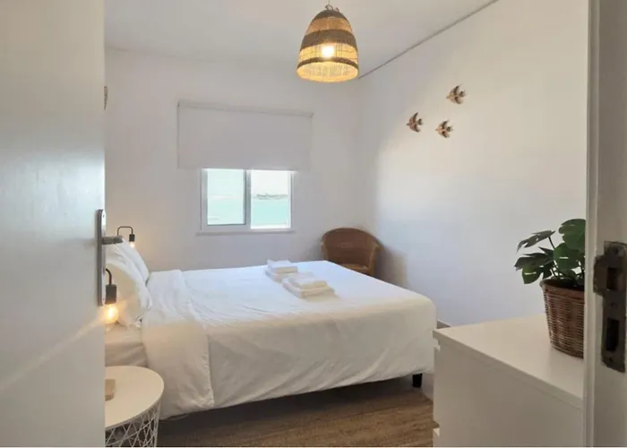 Appartement House On Island With A Dreamy Terrace And 7 Beds For The Perfect Escape
